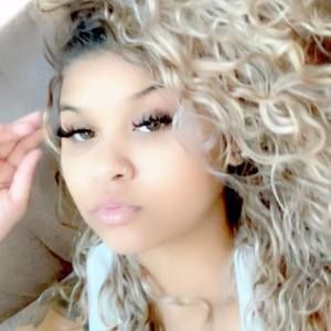 Meet your Posher, Amara